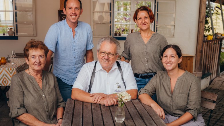 Anton, Cäcilia, Kerstin & Markus Bürgmayr-Posseth, Bernadette Fellner, © Niederösterreich Werbung/Daniela Führer Anton, Cäcilia, Kerstin & Markus Bürgmayr-Posseth, Bernadette Fellner, © Niederösterreich Werbung/Daniela Führer