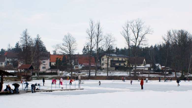 Ice skaters at Herrensee, © Stadtgemeinde Litschau Ice skaters at Herrensee, © Stadtgemeinde Litschau
