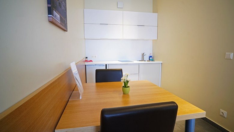 Kuchyňa s jedálenským priestorom, © Nava Motel Kuchyňa s jedálenským priestorom, © Nava Motel