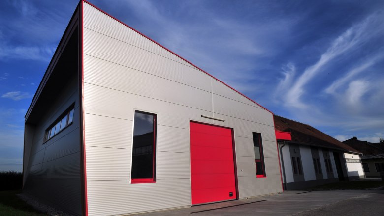 Modern vinification, © Harald Seymann Modern vinification, © Harald Seymann