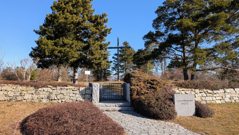 Military cemetery, © Retzer Land / Daniel Wöhrer Military cemetery, © Retzer Land / Daniel Wöhrer
