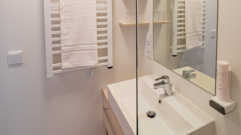 Bathroom, © freilich / IsaBella Fritsche Bathroom, © freilich / IsaBella Fritsche