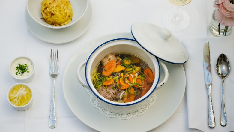 Boiled beef from BIO.beef from the Waldviertel, © Niederösterreich Werbung/Martina Siebenhandl Boiled beef from BIO.beef from the Waldviertel, © Niederösterreich Werbung/Martina Siebenhandl