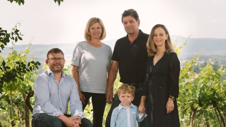 Families Weber and Toifl, © Konstantin Mikulitsch Families Weber and Toifl, © Konstantin Mikulitsch