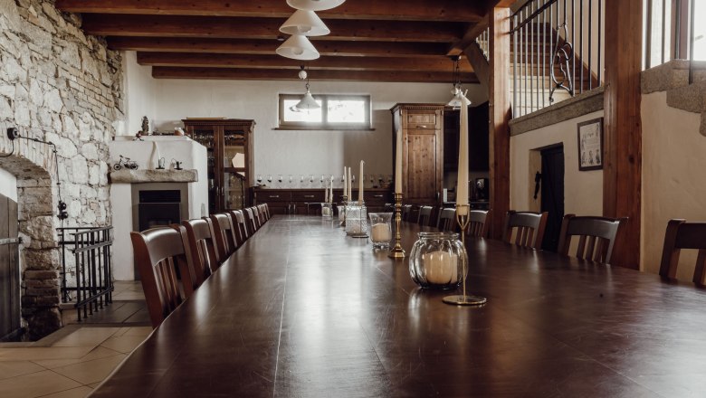Basement with wood-burning stove, © Weinakademie Retz Basement with wood-burning stove, © Weinakademie Retz