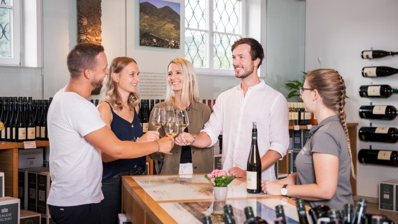 Tasting at the Domäne Wachau, © Domäne Wachau Tasting at the Domäne Wachau, © Domäne Wachau