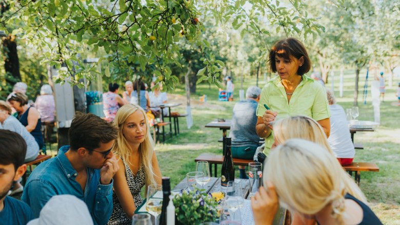 Wine tavern, © Mayer-Hörmann Wine tavern, © Mayer-Hörmann