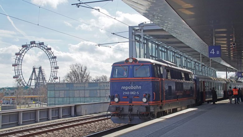 Blue Elise at Praterstern in Vienna, © regiobahn RB GmbH Blue Elise at Praterstern in Vienna, © regiobahn RB GmbH