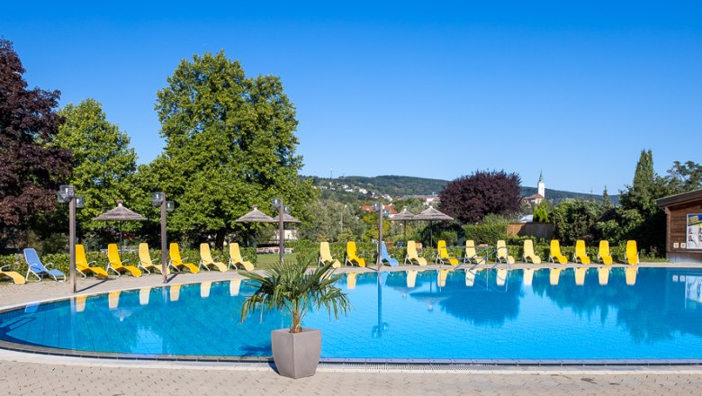 Outdoor pool, © Martin Wacht Outdoor pool, © Martin Wacht