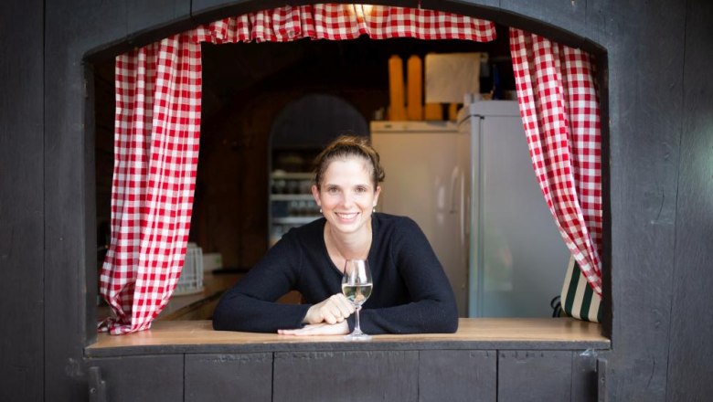 Boss and former wine queen, © Alexander Pfeffel Boss and former wine queen, © Alexander Pfeffel