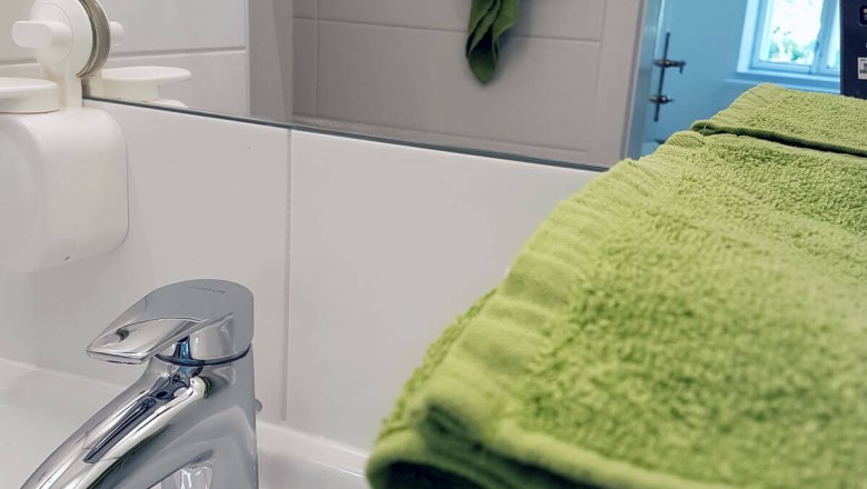 Brightly lit washbasin, © Edermühle Brightly lit washbasin, © Edermühle