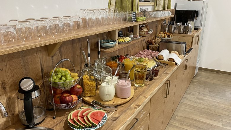 Breakfast buffet, © Hofbauer-Hof, Fotograf Josef Hofbauer Breakfast buffet, © Hofbauer-Hof, Fotograf Josef Hofbauer
