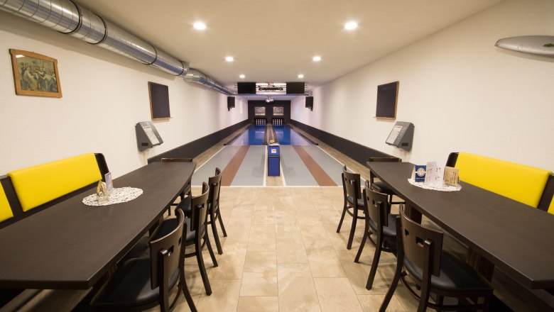 Bowling alley complete view, © GasthausSchmidtmayer Bowling alley complete view, © GasthausSchmidtmayer