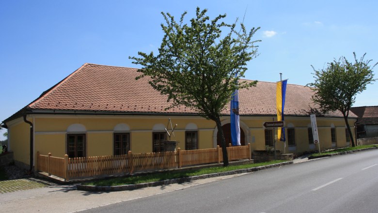 Zogelsdorf stonemason's house, © Marktgemeinde Burgschleinitz Zogelsdorf stonemason's house, © Marktgemeinde Burgschleinitz