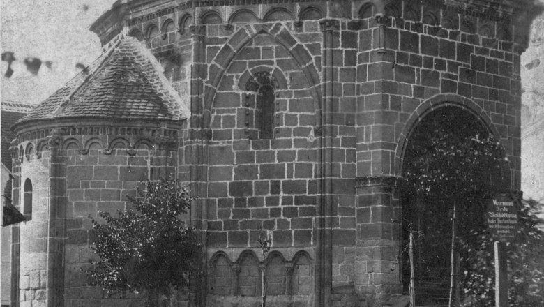 Late Romanesque charnel house, around 1875, © Fotoarchiv Tulln Late Romanesque charnel house, around 1875, © Fotoarchiv Tulln