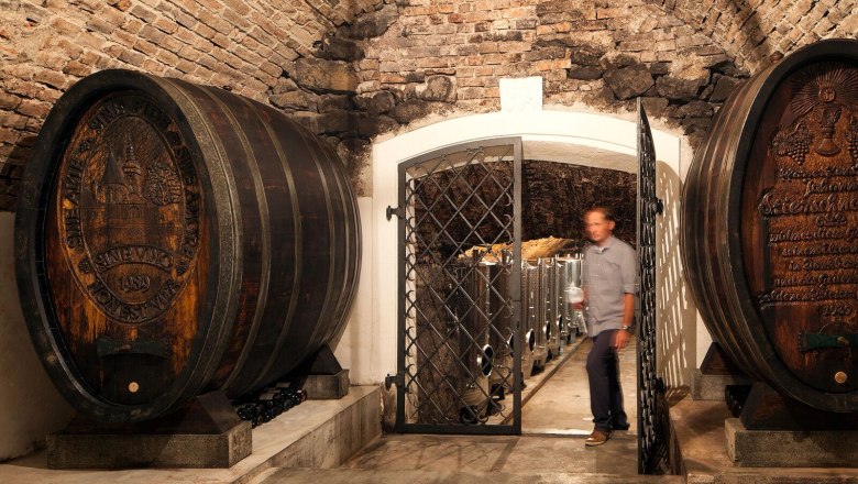 winery_c-urbanushof_-leonhard-hilzensauer_preview, © Leonhard Hilzensauer winery_c-urbanushof_-leonhard-hilzensauer_preview, © Leonhard Hilzensauer