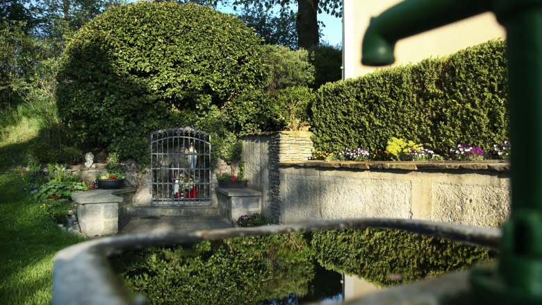 Spring near Bründl Chapel, © Weinfranz Spring near Bründl Chapel, © Weinfranz
