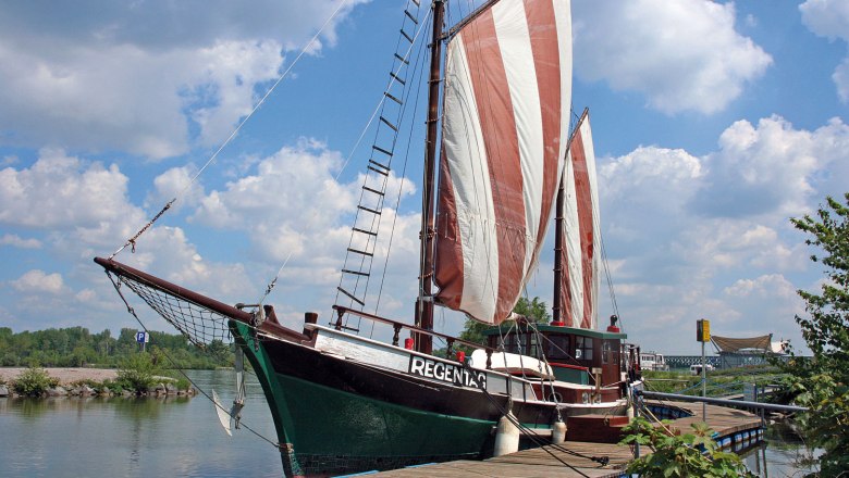 Hundertwasser ship "Rainy day", © Stadtgemeinde Tulln Hundertwasser ship "Rainy day", © Stadtgemeinde Tulln