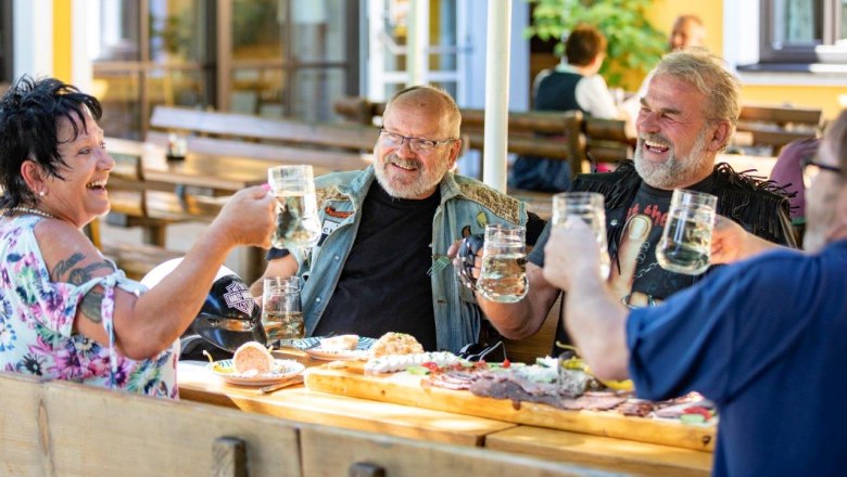 Perbersdorfer wine tavern and hotel, © Perbersdorfer Heuriger und Hotel Perbersdorfer wine tavern and hotel, © Perbersdorfer Heuriger und Hotel