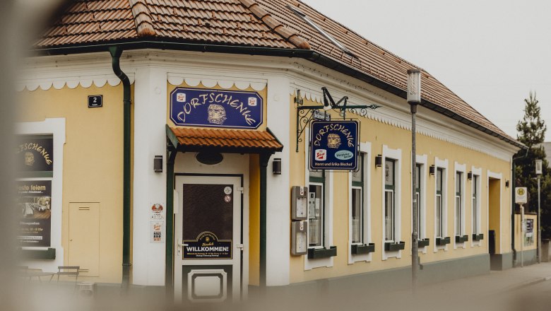 Village tavern in Oberzögersdorf, © Niederösterreich Werbung/Sophie Menegaldo Village tavern in Oberzögersdorf, © Niederösterreich Werbung/Sophie Menegaldo