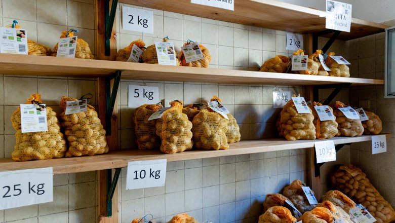 Salesroom, © Martina Siebenhandl Salesroom, © Martina Siebenhandl