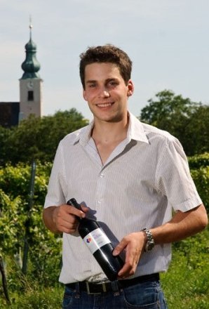 Owner, © Weingut Schlösinger Owner, © Weingut Schlösinger