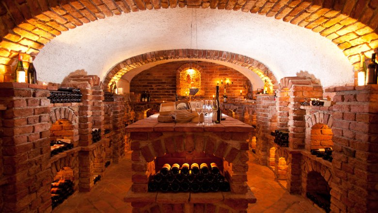 Wine cellar - Vinotheque, © Familie Pichler Wine cellar - Vinotheque, © Familie Pichler