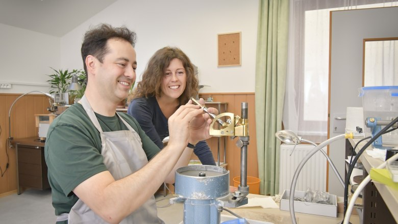 Gemstone cutting, © Waldviertel Tourismus, Robert Herbst Gemstone cutting, © Waldviertel Tourismus, Robert Herbst