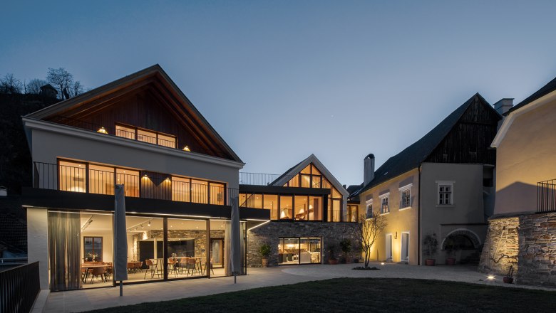 Mauritiushof wine experience in the evening, © Weingut FJ Gritsch Mauritiushof wine experience in the evening, © Weingut FJ Gritsch