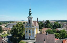Parish church of St. Johannes d.T. Groß-Siegharts, © Stadtpfarre Groß-Siegharts Parish church of St. Johannes d.T. Groß-Siegharts, © Stadtpfarre Groß-Siegharts