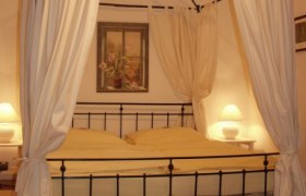 Canopy bed, © Hotel Residenz Schrannenhof Canopy bed, © Hotel Residenz Schrannenhof