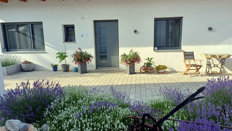 our house, © Martina Bachzelt our house, © Martina Bachzelt