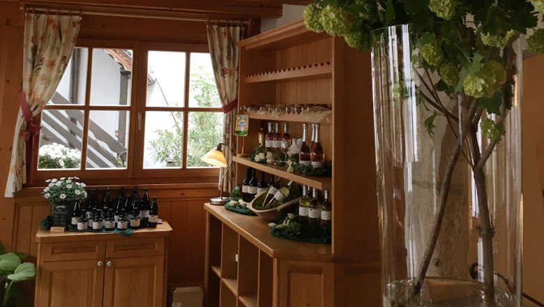 Organic winery & wine tavern Hofschneider, © Bio Weingut Hofschneider Organic winery & wine tavern Hofschneider, © Bio Weingut Hofschneider