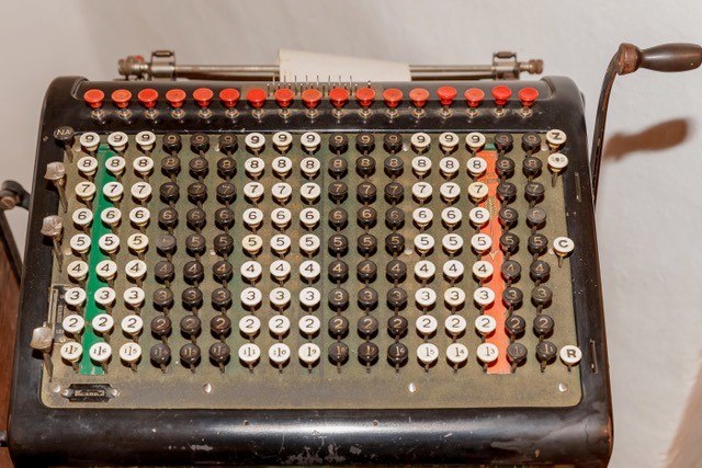 Mechanical pocket calculator, © Reinhold Weikertschläger Mechanical pocket calculator, © Reinhold Weikertschläger