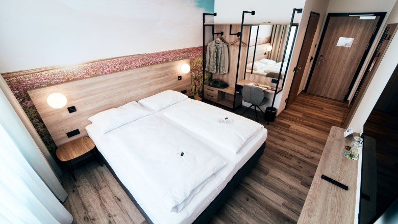 Standard double room, © I'm Inn Zwettl, Fotograf Patrick Weichmann Standard double room, © I'm Inn Zwettl, Fotograf Patrick Weichmann