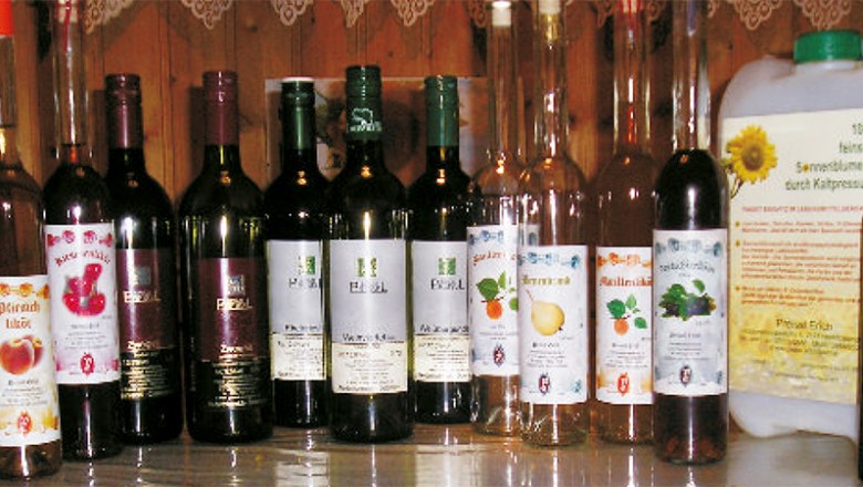 Selection of wines and liqueurs, © Preissl Selection of wines and liqueurs, © Preissl