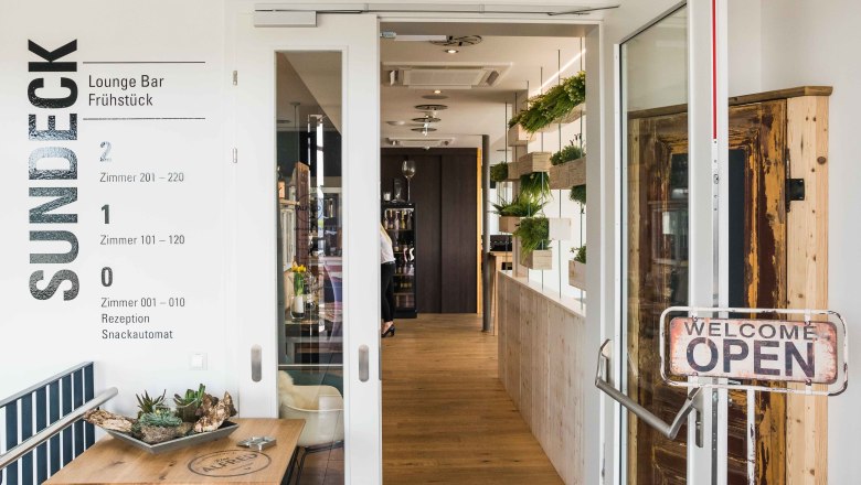 Vchod do salónika, © Das Alfred Vchod do salónika, © Das Alfred