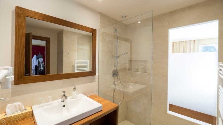 Premium bon-vivant rooms bathroom, © Phtotography Pfeffel Premium bon-vivant rooms bathroom, © Phtotography Pfeffel