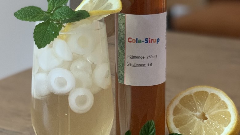 Home-made syrup, © Familie Kropik Home-made syrup, © Familie Kropik