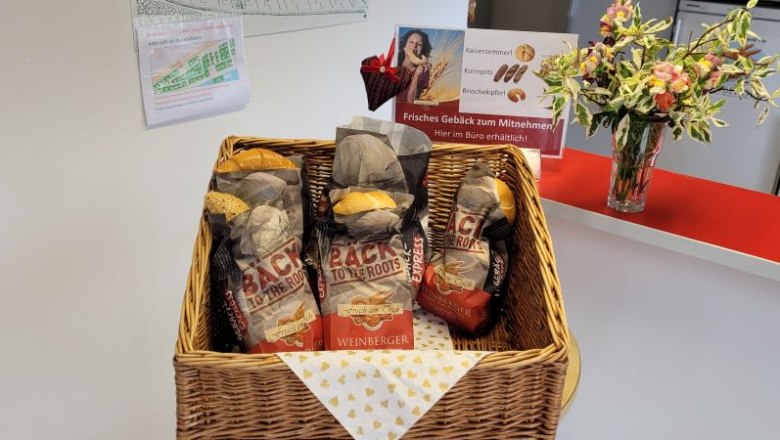 Bread roll service, © Camping Marbach