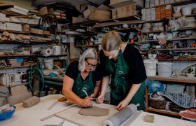 Ceramics course, &copy; Waldviertel Tourismus, Matthias Streibel