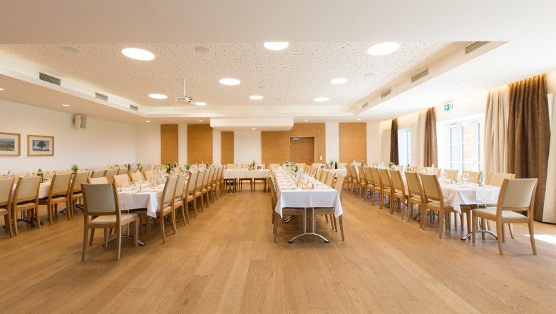 Hall, &copy; Mostlandhof