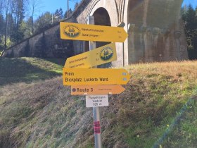 Beschilderung bei der Fleischmannbr&uuml;cke, &copy; TVB Semmering-Rax-Schneeberg