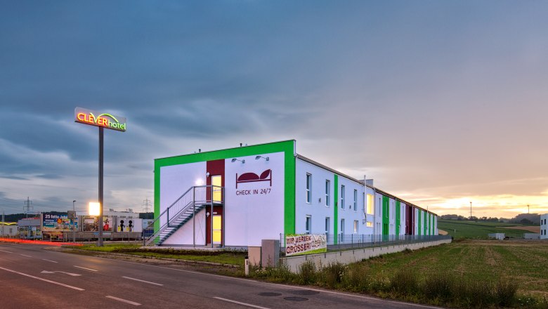 Exterior view, © Cleverhotel GmbH