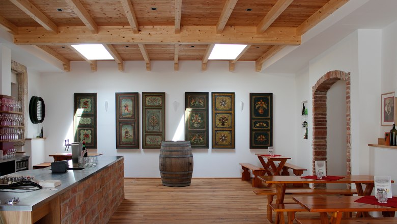 Taproom, &copy; Christian Schabl