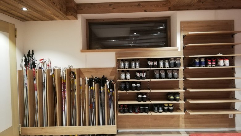 Ski boot room, © Gschoadwirt