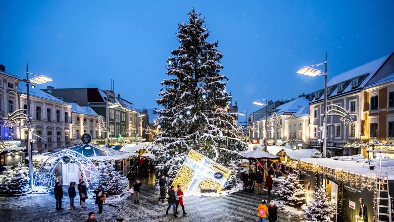 Historické vianočné trhy v St. Pöltene, © Niederösterreich Werbung/Robert Herbst