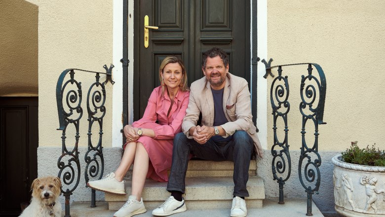 Portraits at the court, &copy; Atelier Schulte