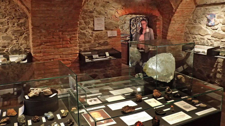 Mineral collection in the Steinstadel, &copy; Gerald Knobloch