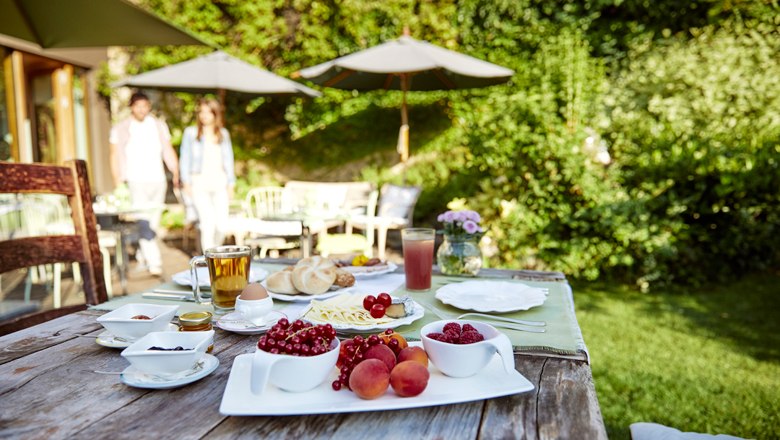 Raňajky v záhrade, © Niederösterreich Werbung/Hauke Dressler
